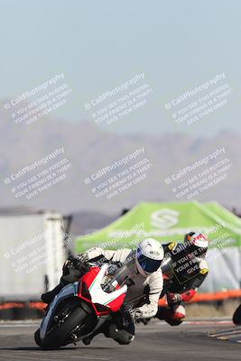 media/Oct-26-2025-Race Pace (Sun) [[c1447ca738]]/Verified/5-Turn 16 (1050am)/